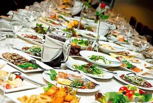 餐饮服务的56个细节，让顾客主动带上朋友再来